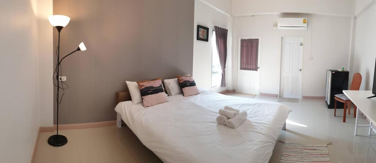 Prinya House ปริญญา เฮ้าส์ Aparthotel Ban Huai Kapi Exterior foto